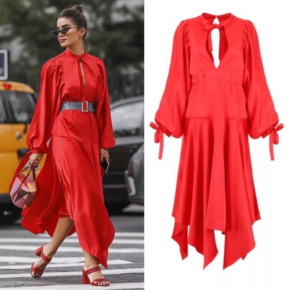 Self Portrait red satin midi dress 6. nwt orig $798.


New without tags